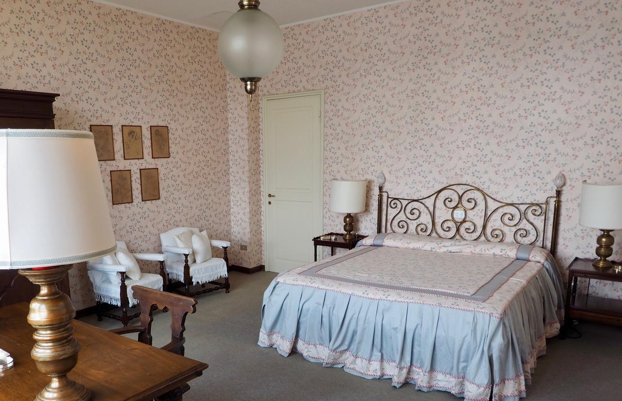 Bed and Breakfast Casa Mondadori Меїна Екстер'єр фото